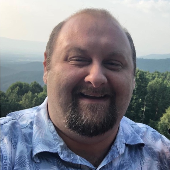 Meet your Posher, Stephen - Picture 1 of 2